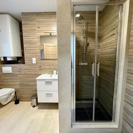 Apartmany Bechyne 아파트 *